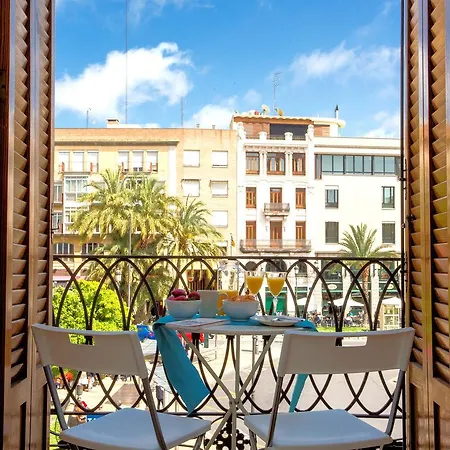 Διαμέρισμα Singular Stays Plaza De La Reina