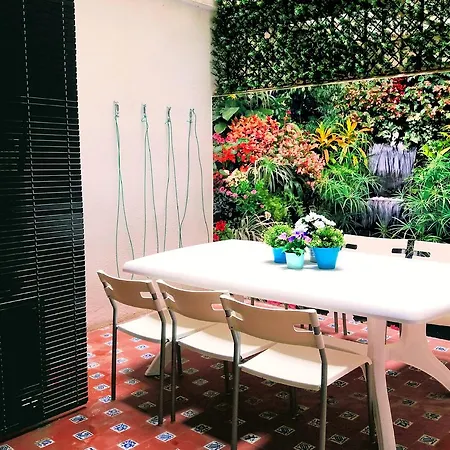 Apartment Singular Stays Plaza De La Reina Valencia